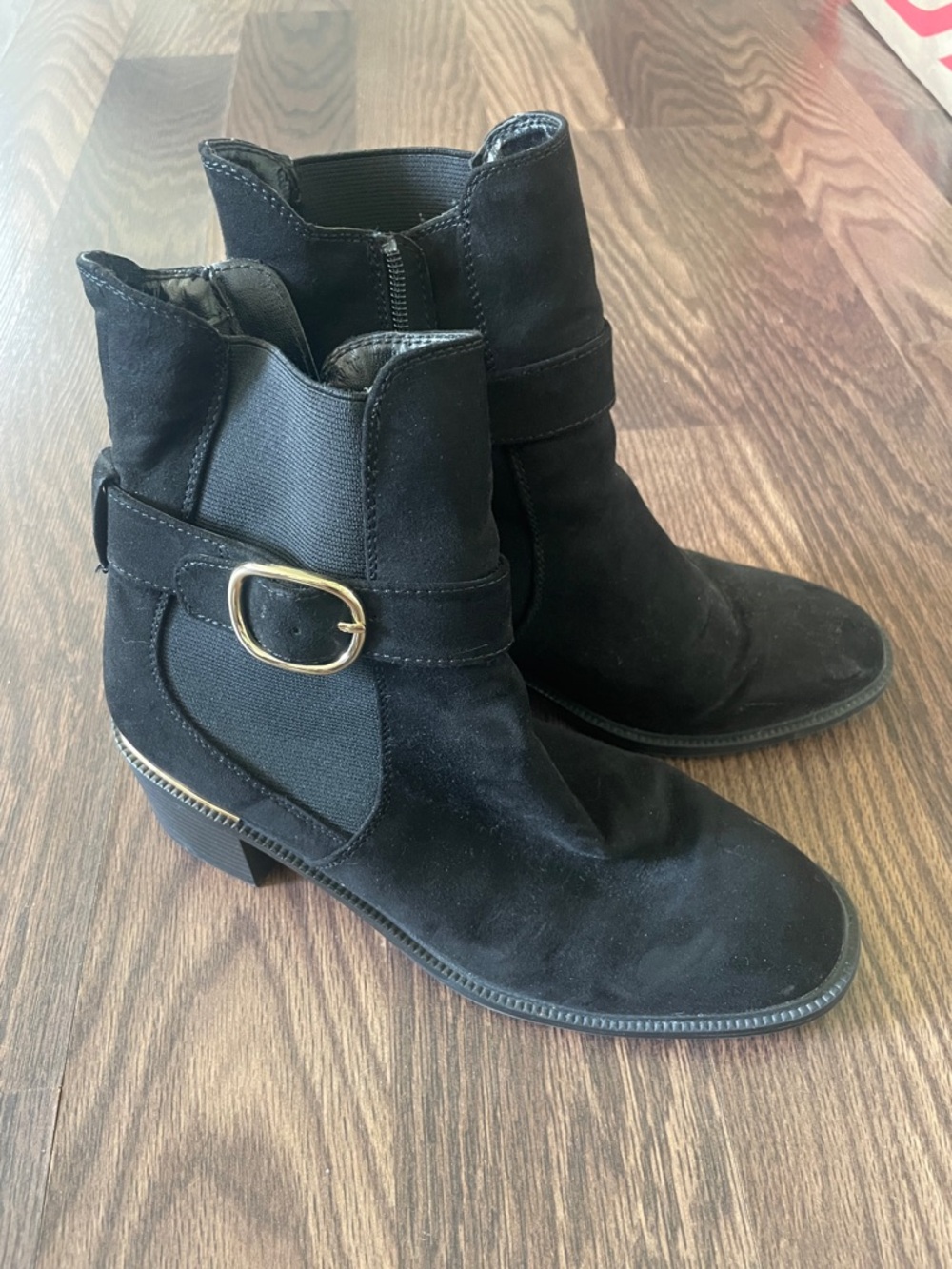Liz Claiborne Women's Black Suede Ankle Boots with Buckle, size 7.5